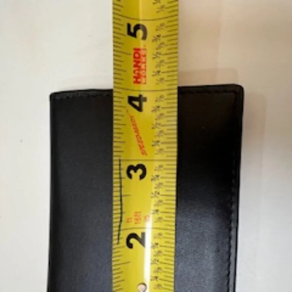 Winn International Leather Card Case Black